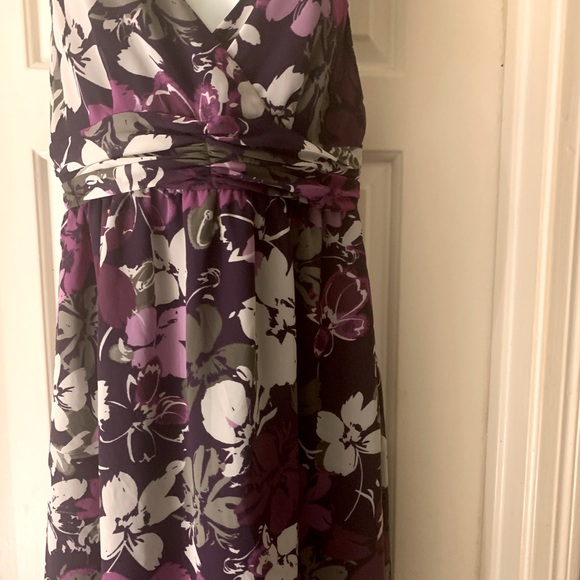 Elle Dress - Picture 2 of 7